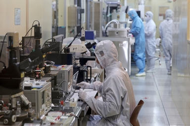 정부 “국가과학자 100명 뽑아 年 1억 지원”