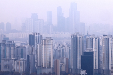 가계대출 줄여 기업으로 돌리면···성장률 0.2%p 높아진다