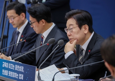 李대통령 ‘4·3 진압책임 논란’ 박진경 대령 유공자 지정 취소 검토 지시