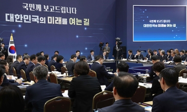 李대통령 "탈모 치료제 건보 적용 검토하라"