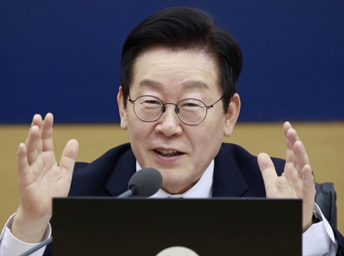 李대통령, 성남에서 사회적기업 지원 “MB칭찬하더니 난 줄 알고 종북"