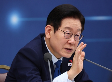 원전 '팩트체크'에 토론회 방불···李 "편가르기 말고 과학적으로"