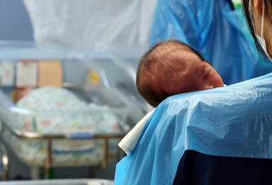 작년 육아휴직 역대 최대···아빠 사용률 10% 첫 돌파[Pick코노미]