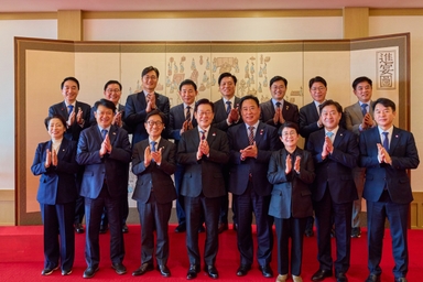 李, 균형발전·지선 대응 '두 토끼' 전략···벌써 강훈식 차출설도