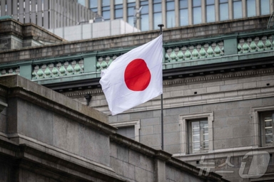 [속보] 일본은행, 11개월만에 기준금리 인상···30년만에 최고 수준