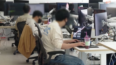 정년 1년 연장시 고령 정규직 5만명 은퇴 미뤄질듯