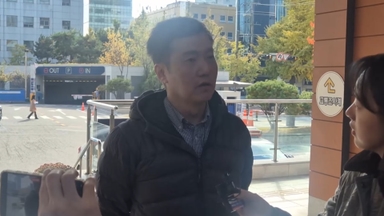 가세연 김세의 경찰 출석…'장사의신' 명예훼손 혐의