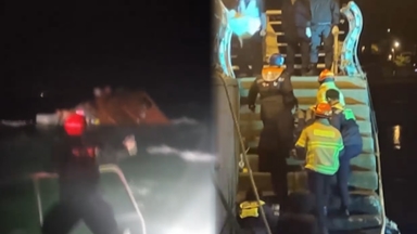 태안 앞바다에서 어선 뒤집혀…3명 사망·1명 실종