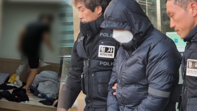 '계엄령 놀이' 양양군 공무원 구속…의혹에 "묵묵부답"