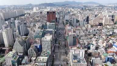 "김부장이 현실로"…대기업 인사 '임원 감축·실용 강조'