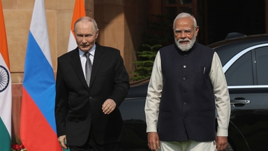 푸틴·모디 공동회견...러·인도 밀착에 미 '난처'