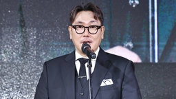 '소년범 인정' 조진웅, 출연작 후폭풍…내레이션 교체