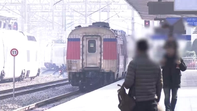 순천 철길서 무궁화호 열차에 치여 여성 숨져