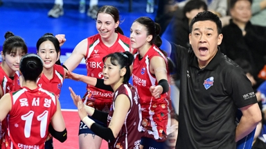 IBK 반등 이끈 여오현 리더십…"경쟁은 지금부터"