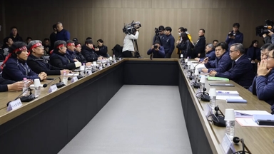 '내일 파업 예고' 서울 지하철 노조…막판 교섭 돌입