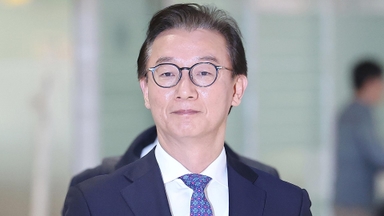 [속보] 이 대통령, '통일교 의혹' 전재수 면직안 재가