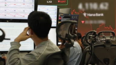 [속보] 코스피, 0.32% 오른 4,123.83 개장