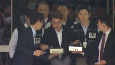 김호중, 수감 중 공연?…"사실무근"