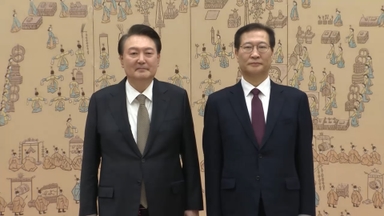 尹, 박성재에 "검찰총장 용퇴 거부하고 개겨"…인사·수사 노골적 개입