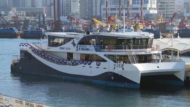 100% 전기로…20년 만에 바뀐 부산 항만안내선