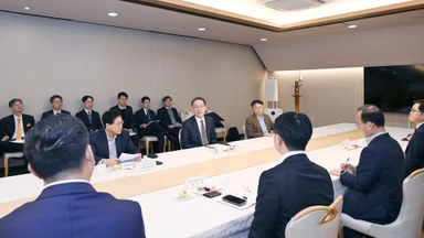 기재차관, 수출기업 만나 외환시장 안정협력 당부