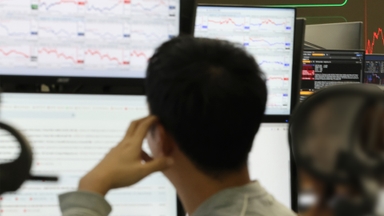 [속보] 코스피 1.65% 내린 3,989.60…4천선 밑돌아