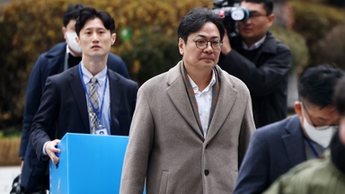 상설특검, '관봉권 폐기' 관련 한국은행 수색…첫 강제수사