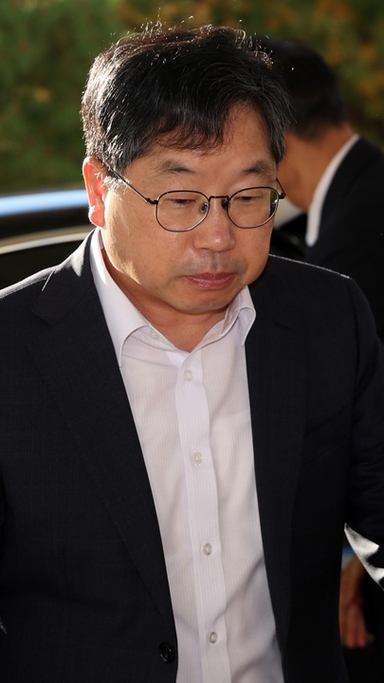 늦어지는 검사장들 사표 수리..."몽니 부리는 것" 법조계 지적 왜