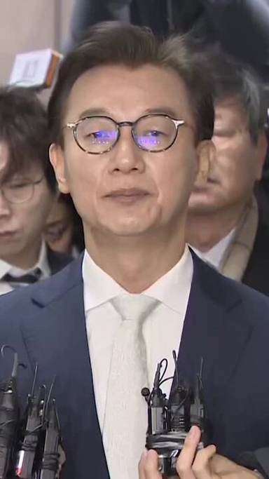 [속보] '통일교 금품수수 의혹' 전재수 전 장관 경찰 출석