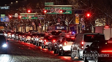 기습폭설 예보됐는데 혼란 속출…서울시 "시민 기대에 못 미쳐"