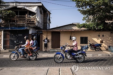 배넹 대통령, 쿠데타 진압 선언…"일상 활동 재개"