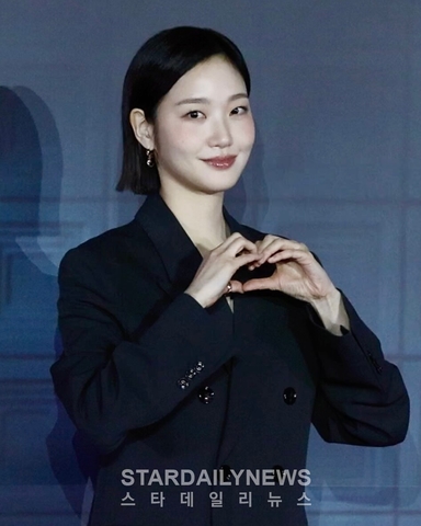 [S영상] '자백의 대가' 전도연 "김고은과 10년 만 재회… 성장한 고은 보며 큰 힘 얻어"