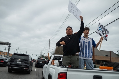 [영상] ‘1살 아기 얼굴에 최루액’…미국 ‘피부색’으로 마구잡이 이민 단속