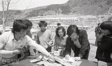 "배고파 못 살겠다" 핏발 선 광부들, 군인은 칼 꽂은 총구를 들이댔다