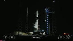 군 정찰위성 5호기 발사...촘촘해진 대북 감시