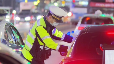 사고 난 지 얼마나 됐다고...음주 운전 잇달아 적발