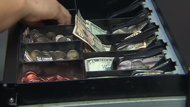 트럼프 "물가, 바이든 때보다 나아"...경제 심리는 '최악'