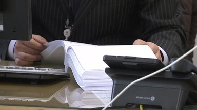 대장동 항소포기 논란...김기현 아내, 김건희에 선물