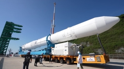 누리호 첫 야간 발사...위성 무게·수량도 증가