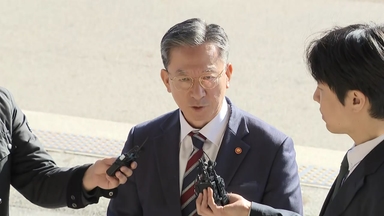 [현장영상+] 정성호 "대장동 사건과 대통령 별개...법원도 판단 내놓아"