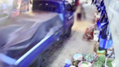 [2PM] 전통시장에 화물차 돌진...합기도 9살 여아 하반신 마비