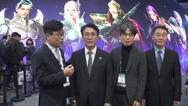 김 총리, 지스타 찾아 "K-게임 다방면 지원" 약속