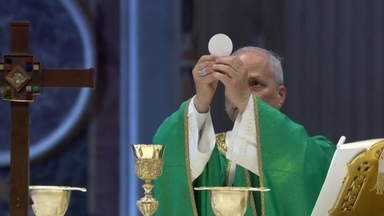 교황 "정의 없이 평화 없다"...트랜스젠더 여성도 초대