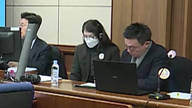 김건희 첫 재판 중계...오빠는 구속 심사서 "편견 없이 판단해달라"