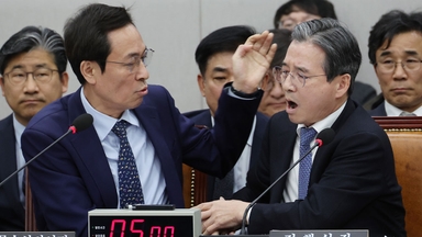 [정치ON] 김용범, '딸 전세' 언급에 발끈..."딸에 애잔함 있어"