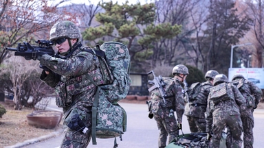 육군, 최정예 300전투원 선발...특공팀 첫 여군 포함