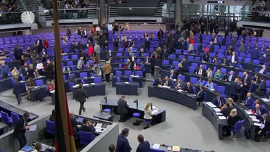 독일 연금개편안 통과...대연정 붕괴 위기 모면