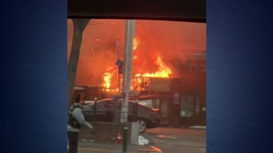 경기 수원 골프연습장에 불...24명 대피