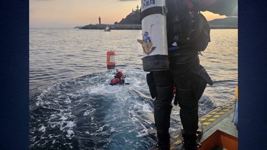 영덕 축산항 해상에서 70대 통발어선 선장 실종...수색 중