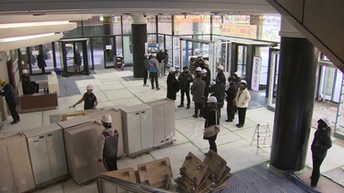 해양수산부 부산 이전 시작...이삿짐 화물차 249대